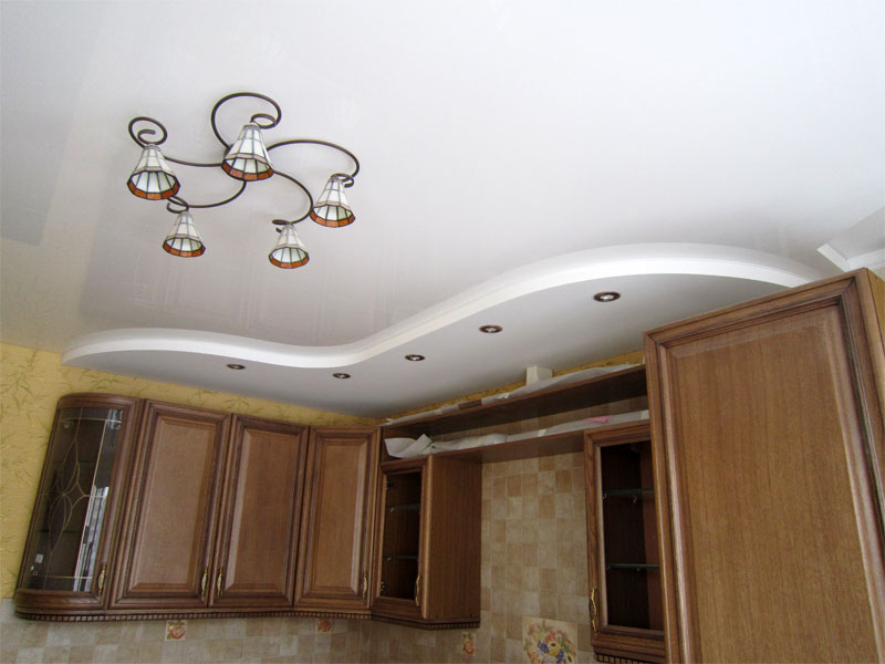 2х уровневый натяжной потолок на кухне фото