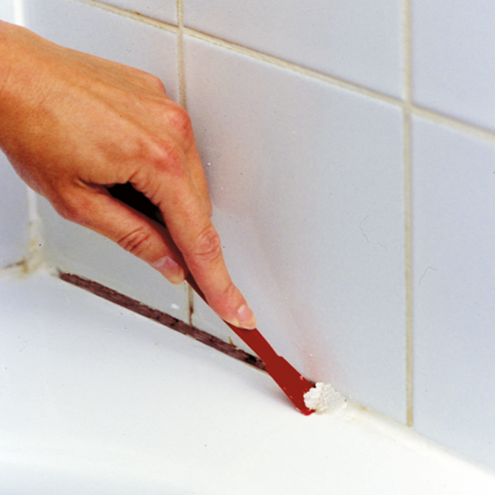 Акриловый герметик для заделки швов в ванной:  для ванной .