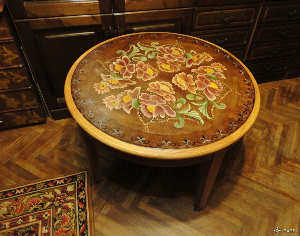 Новая жизнь старого стола: расписываем столешницу с использованием схемы старинной вышивки, фото № 33