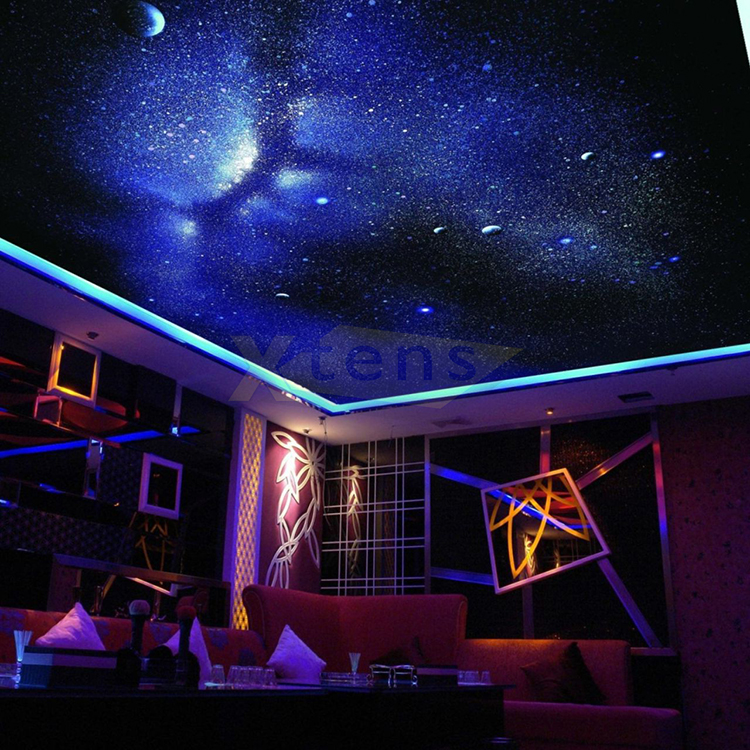 Фотопечать ночного неба на полотне и встроенный оптоволоконный светильник